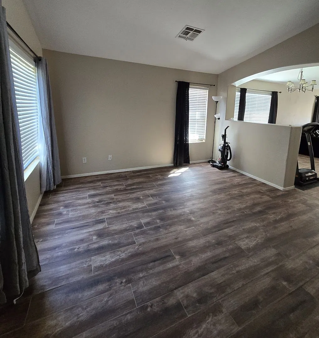 3 Bedroom, 2 Bath Home Available NOW! — Photo 2