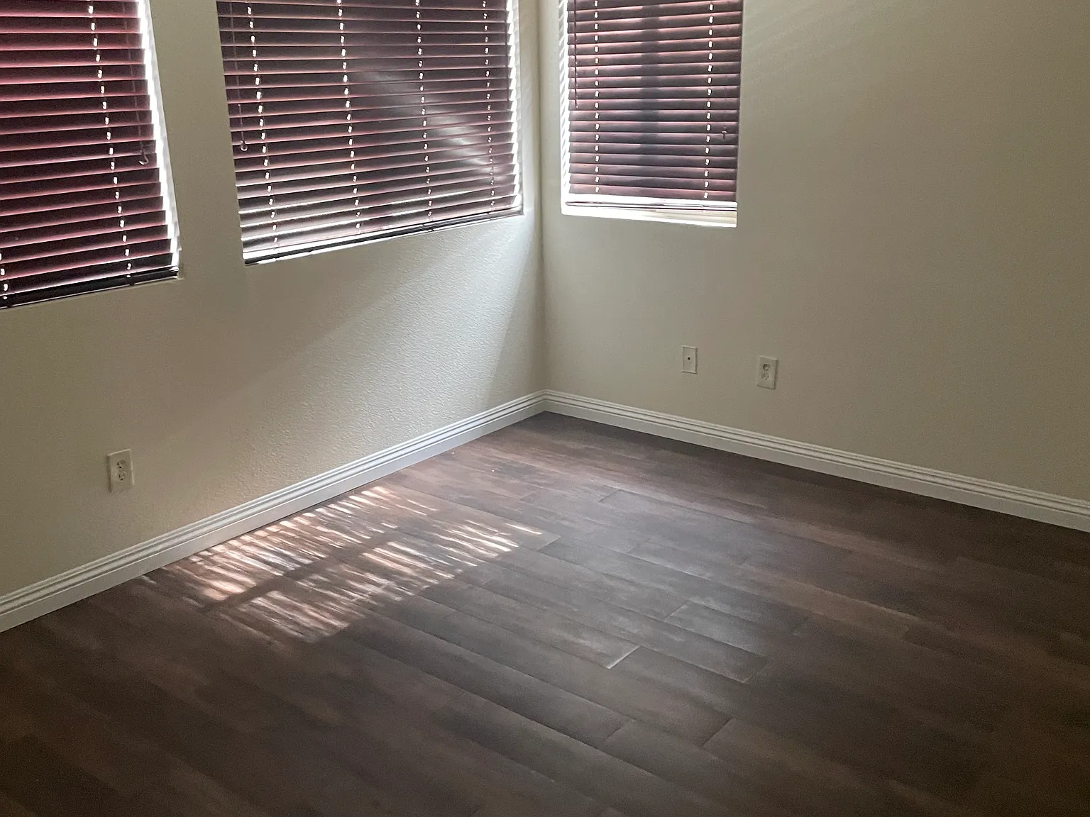 4 bed, 2.5 bath, 1874 sqft, $3,200 — Photo 2