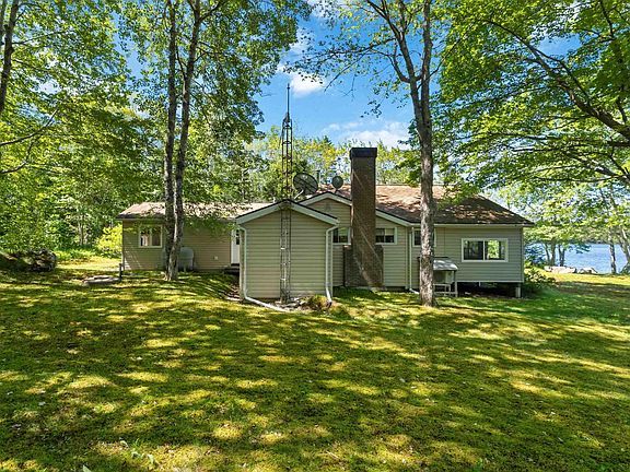 4th image of 3021 Sissiboo Rd