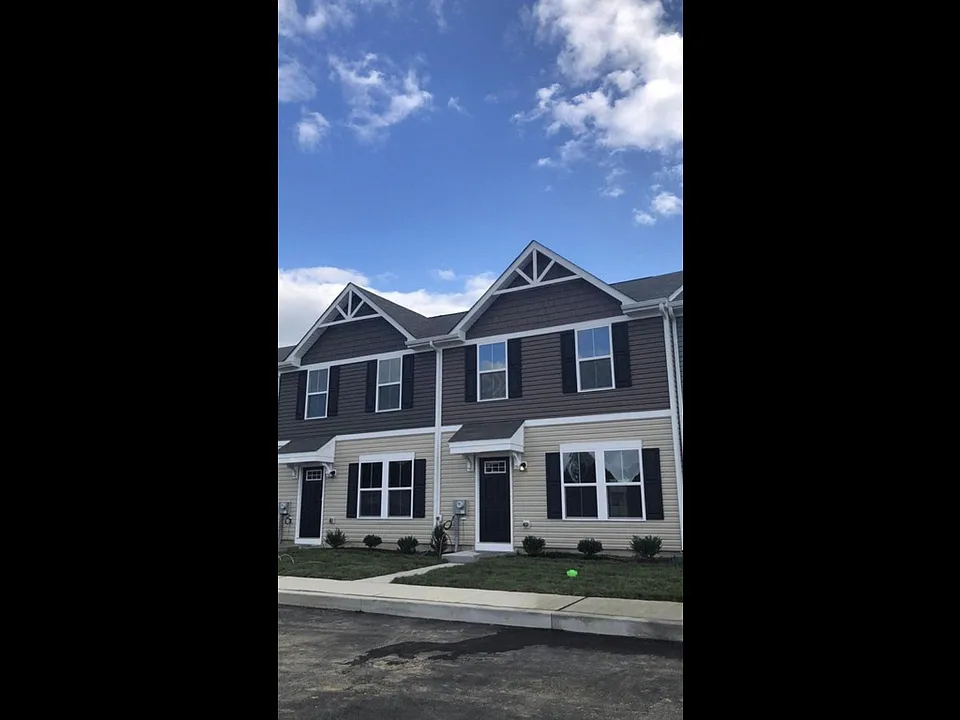 35 Azalea Cir
