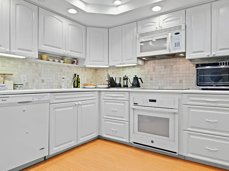 4201 N Ocean Blvd #608 — Photo 40