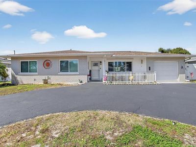 4990 99th St N, Saint Petersburg, FL, 33708