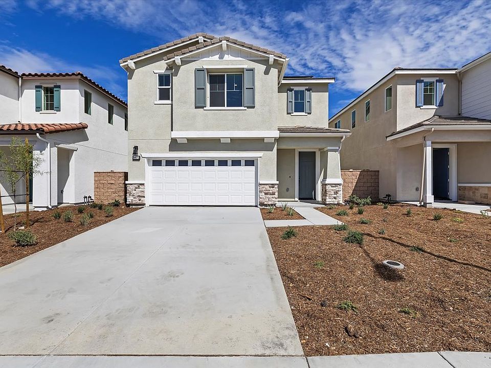 1st image of 30572 Paul Ln