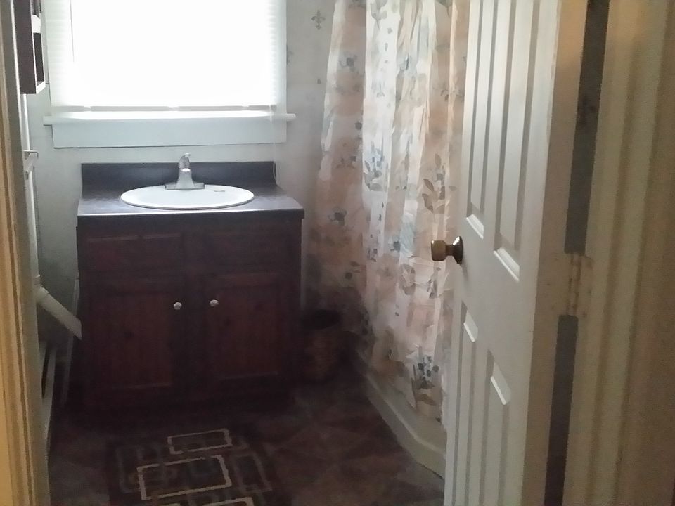 2nd image of 153 Croll Road # Fl 1ST