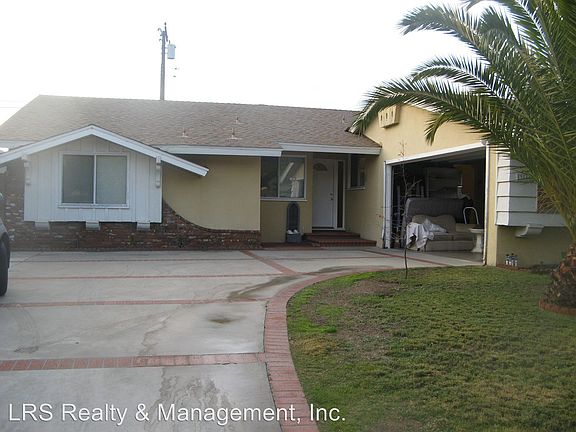 2nd image of 12641 Spinnaker St