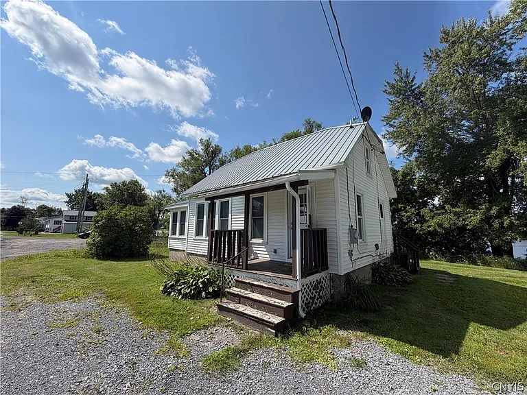 37210 State Route 3 — Photo 17