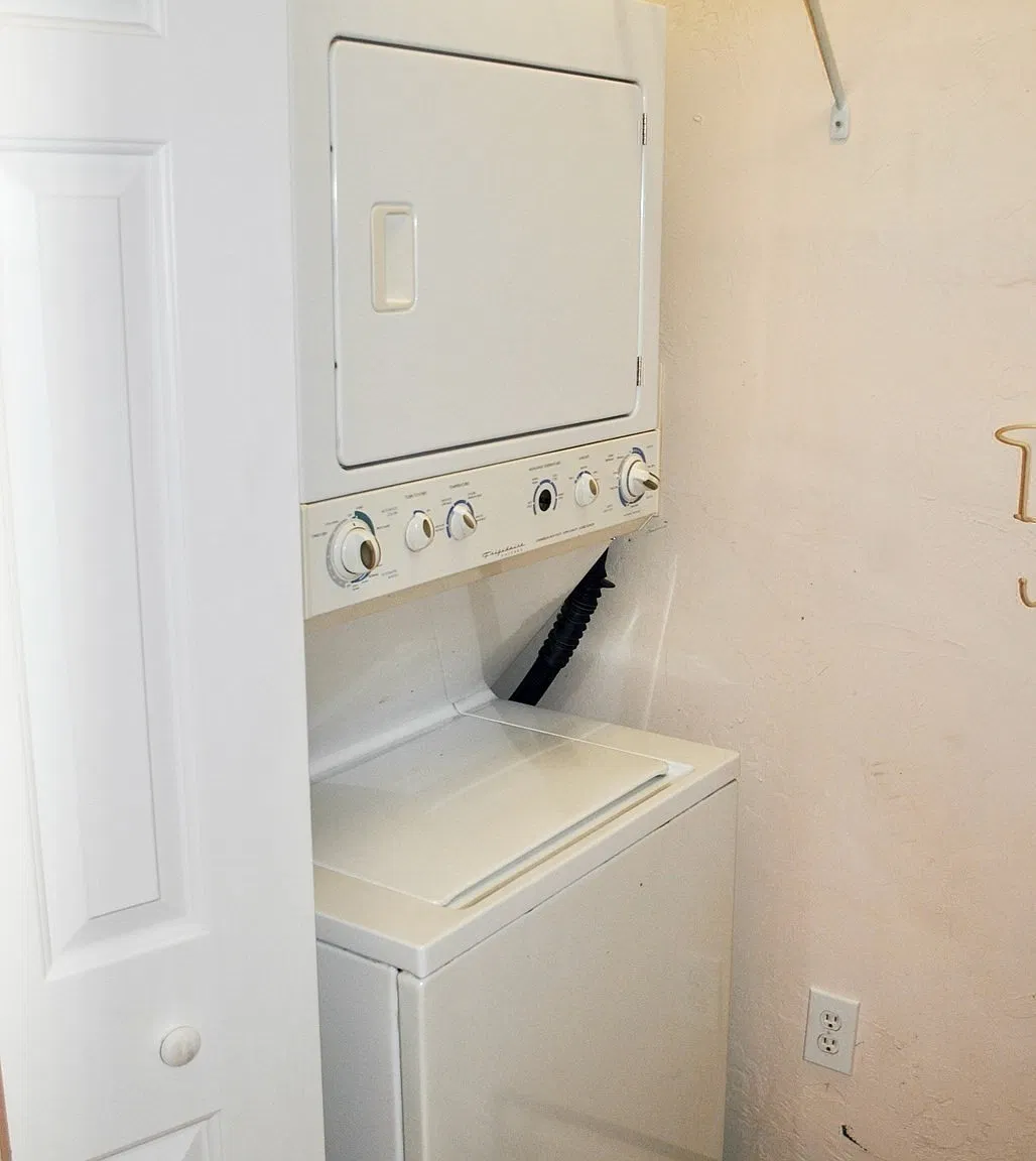 2 bed, 1200 sqft, $2,900 — Photo 3
