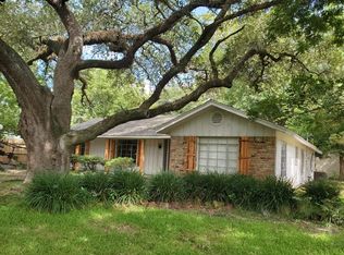 304 Forrest St, Baytown, TX 77520