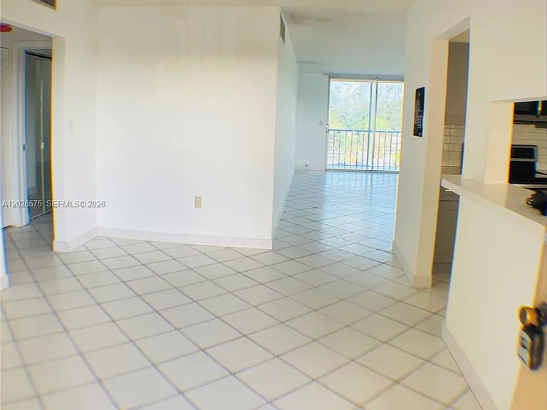 12590 NE 16th Ave #610 — Photo 1