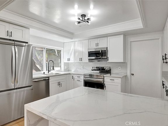 2nd image of 17282 Chestnut