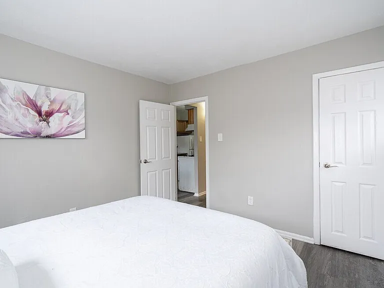 631 W Fisher Ave #B-8 — Photo 3