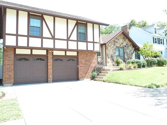 2nd image of 5412 Hollow Oak Ct