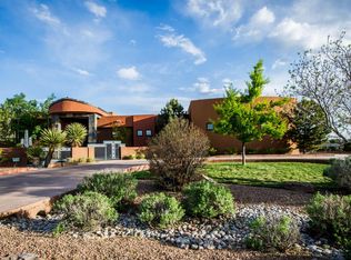 9450 Elena Dr NE, Albuquerque, NM 87122