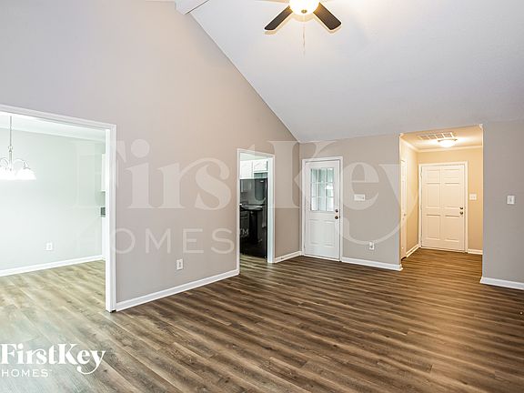 4th image of 8409 Sills Ct