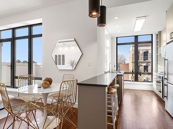 3rd image of 159 Tompkins Ave #Ph5a