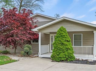 7215 S 20 E, Wolcottville, IN 46795