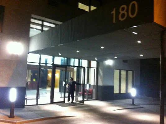 Sold by Sloane Square | media 16