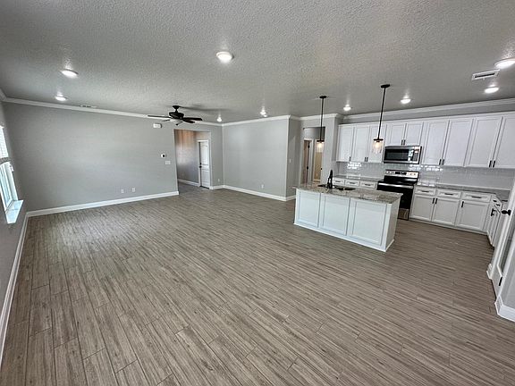 4th image of 1611 Sideoats Ln