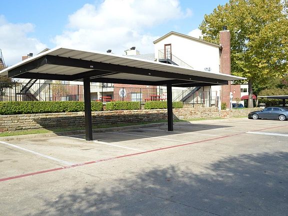 Carports/ parking lot