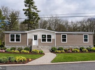 28 4th Ave, Penns Grove, NJ