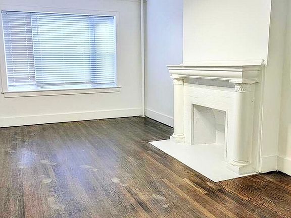 4th image of 504 Gladstone Blvd #2
