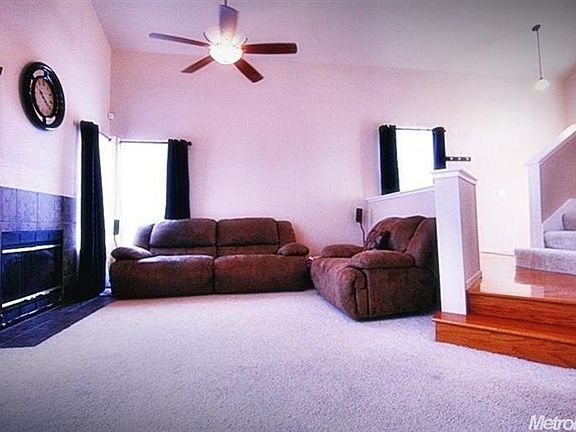4th image of 9034 Duovo Way