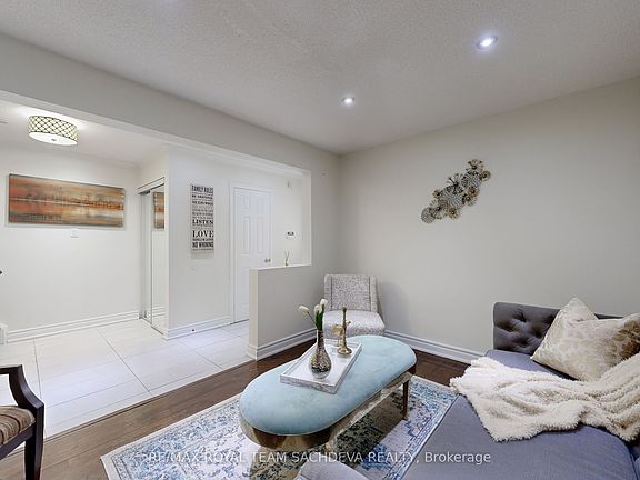 5th image of 173 Dean Park Rd