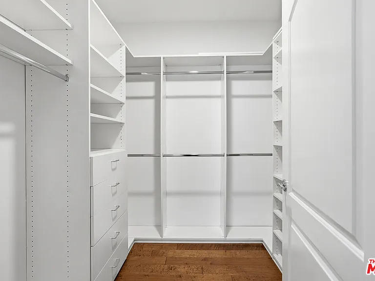 325 Arnaz Dr #201 — Photo 13