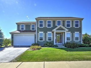 537 Lismore Cir, Elgin, IL 60124