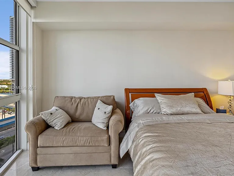 1800 S Ocean Dr #1005 — Photo 22