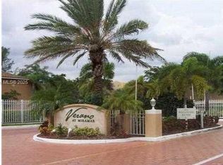 8012 SW 21st Ct #8012, Hollywood, FL 33025