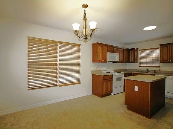 4th image of 3501 Hirank Ct