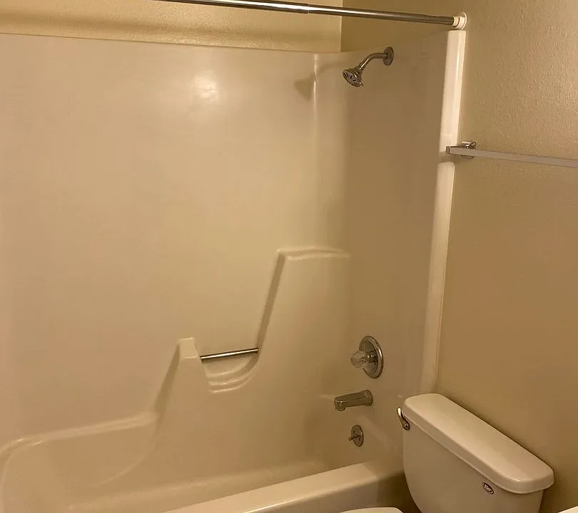 600 W Fresquez Dr