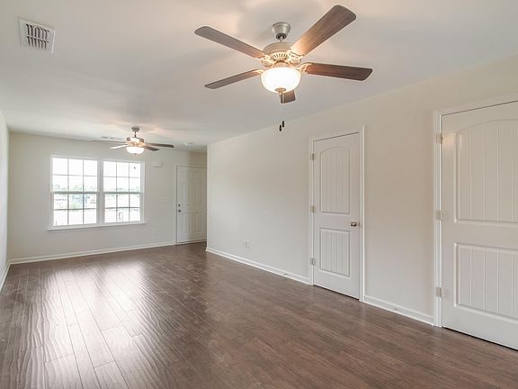 Livingroom (from Dining)_07092018