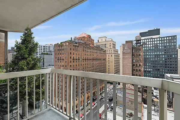 Rented by Corcoran | media 2