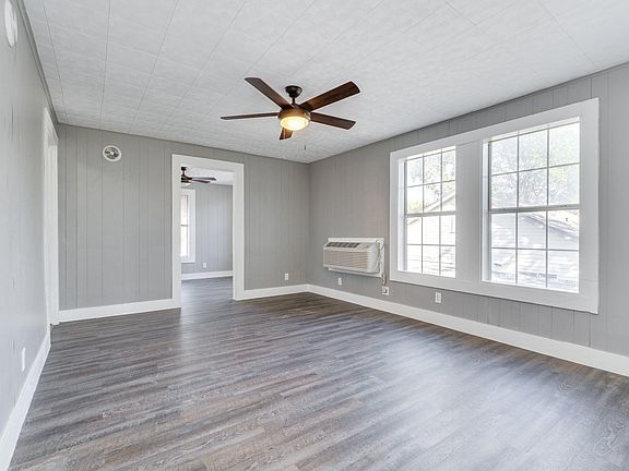 5th image of 1233 W Boyce Ave #C