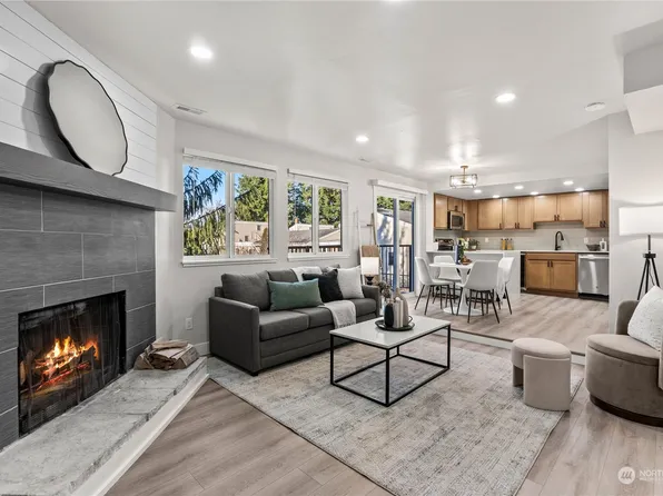 12720 120th Street NE #I-7, Kirkland, WA 98034