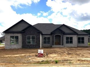 1880 Mulberry Dr, Conway, AR 72034
