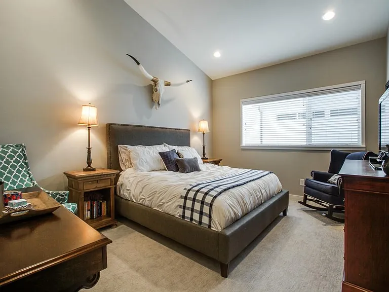4921 Kilroy Dr — Photo 6