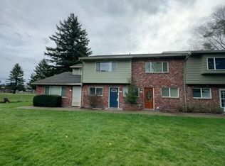 2062 NE Hogan Dr Unit 26, Gresham, OR
