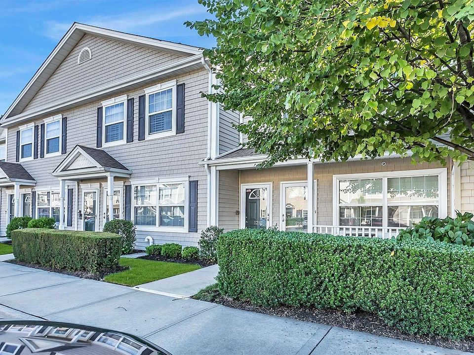 1st image of 1211 Willow Ln #1211