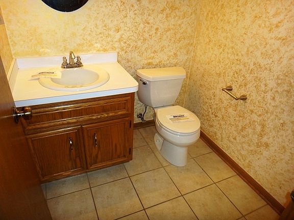 5th image of 7761 Northfield Ln