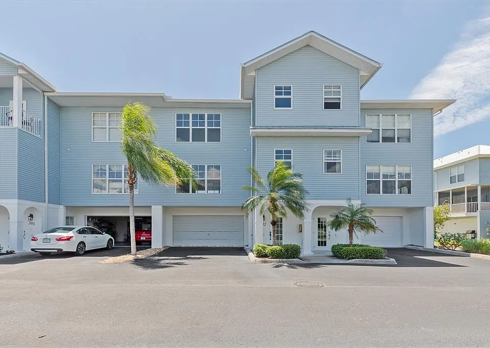 3923 Cape Haze Dr #302