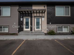 321 Mount Sundance Lndg W #3, Lethbridge, AB T1J5H9