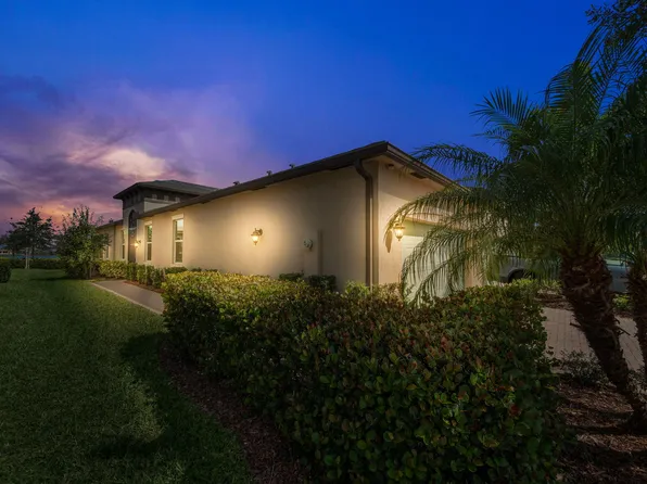 11603 SW Lake Park Drive, Port St Lucie, FL 34987