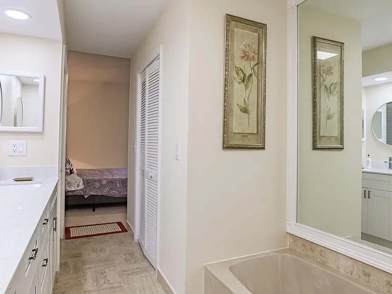 7460 La Paz Blvd #208 — Photo 14