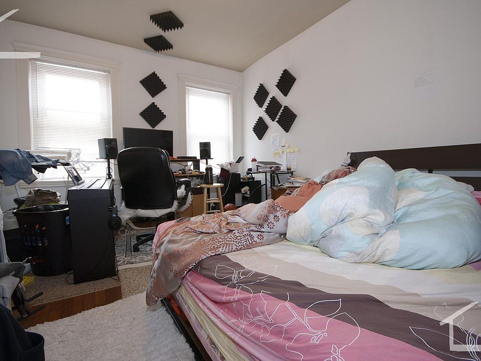 2nd image of 27 Westland Ave #21CA