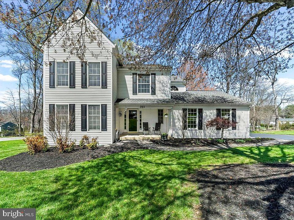 1st image of 311 Bolton Ln