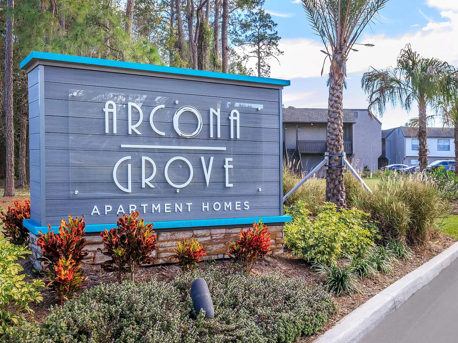 Arcona Grove — Photo 3