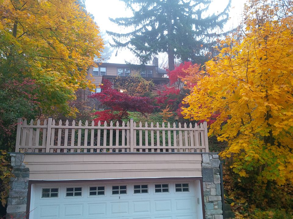 1st image of 29 Bellair Dr